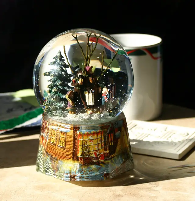 Snow Globe Made In Usa